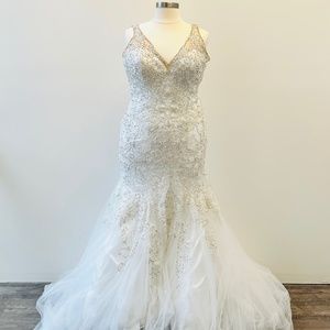 Couture Wedding Dress READ DESCRIPTION PLEASE